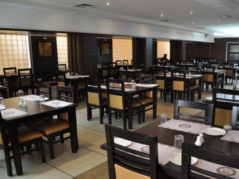 Hotel Shaans Tiruchirappalli Экстерьер фото